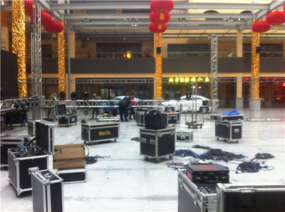 北京朝陽(yáng)舞臺(tái)設(shè)備租賃公司|朝陽(yáng)區(qū)舞臺(tái)背景板搭建公司_周邊服務(wù)欄目